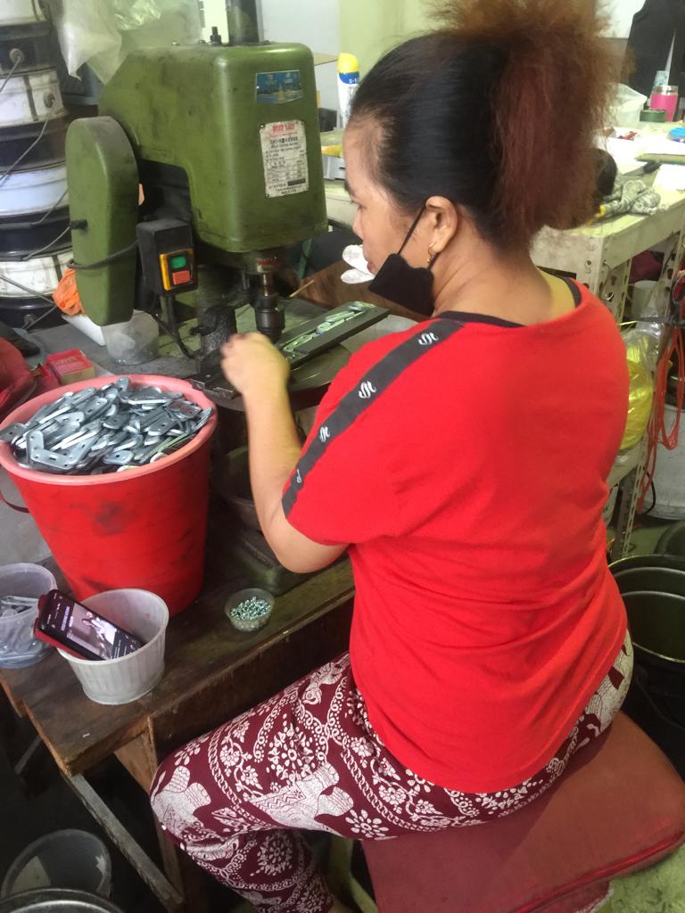 A-MAX Production - Tapping Process